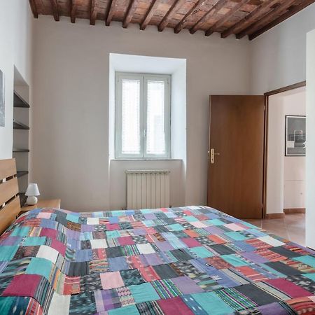 Lucca - Piazza Dell'Anfiteatro Central Apartment! Dış mekan fotoğraf
