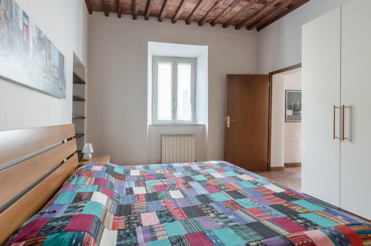 Lucca - Piazza Dell'Anfiteatro Central Apartment! Dış mekan fotoğraf